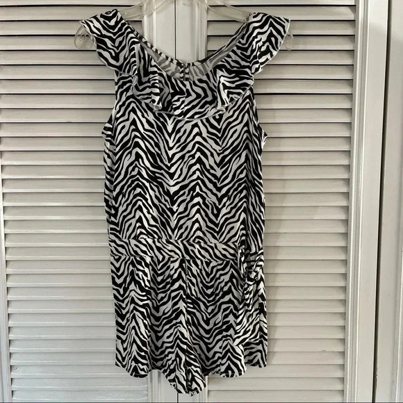 Epic Threads Zebra Romper Girls Medium Nwt Black Ivory - Picture 1 of 16